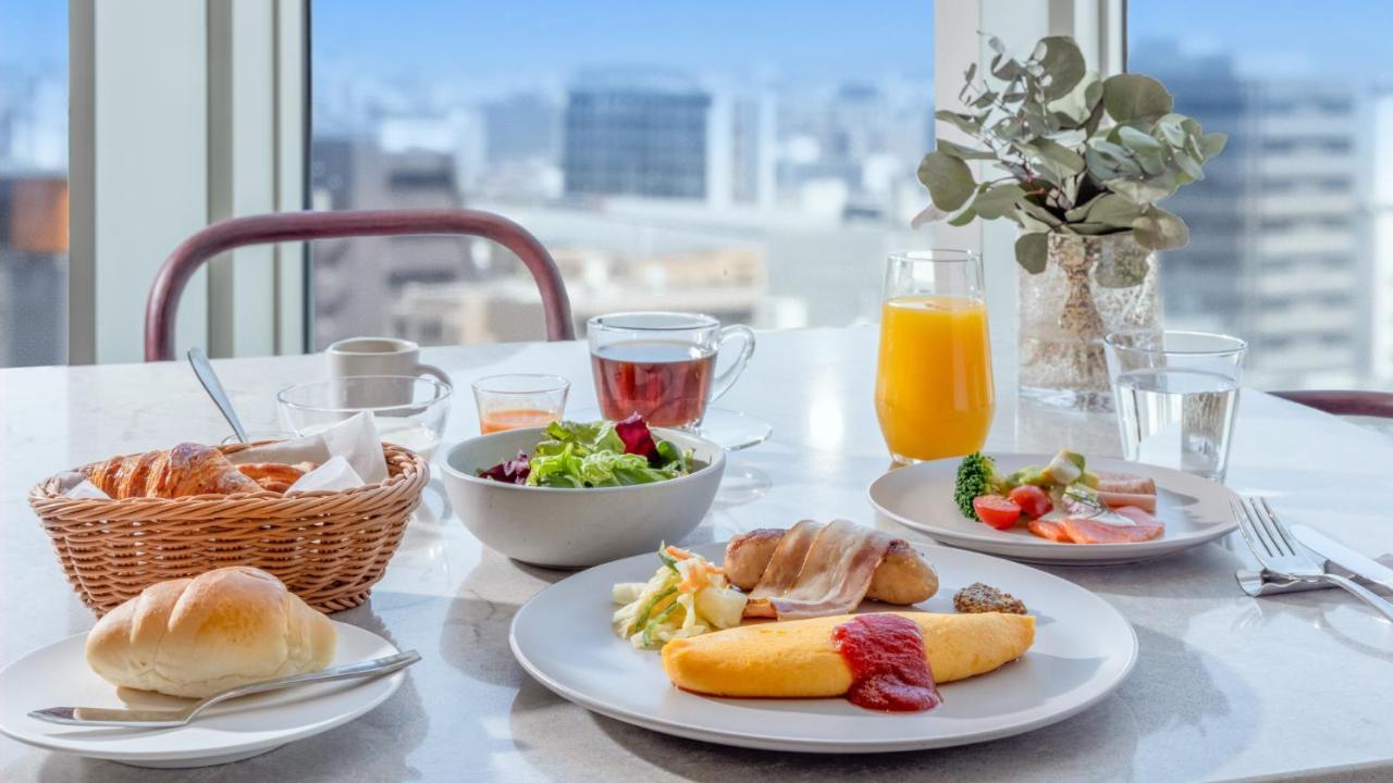 Miyako Hotel Hakata Fukuoka  Eksteriør bilde Breakfast at the hotel